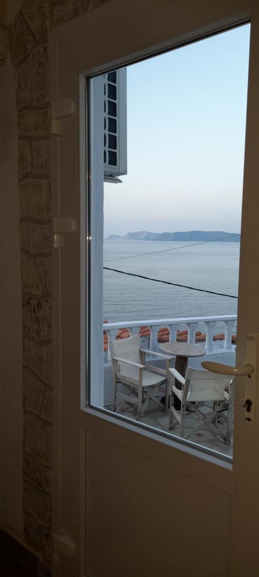 Kastro Studios Σκόπελος Δωμάτιο φωτογραφία